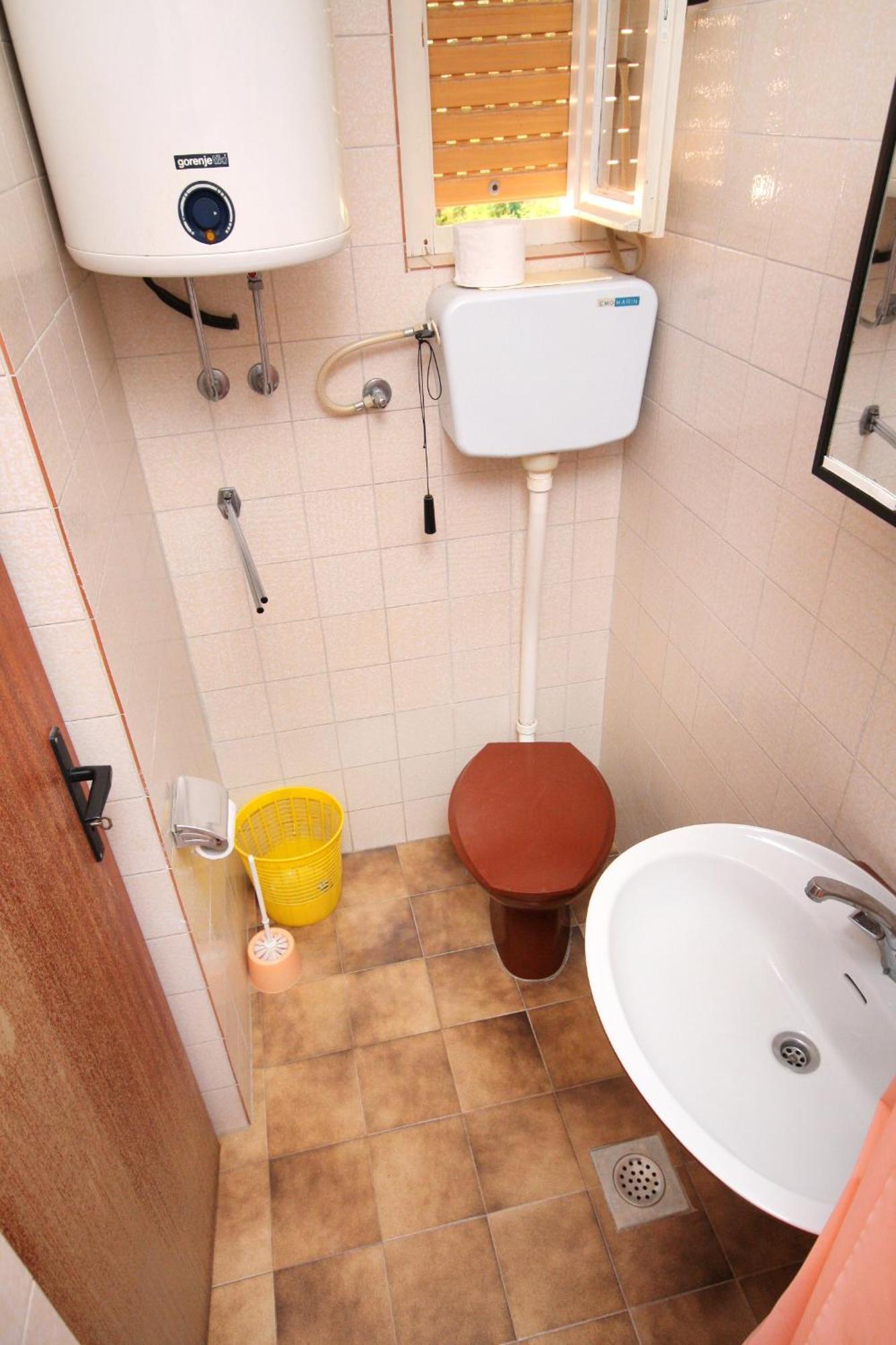 Apartments And Rooms With Parking Space Palit, Rab - 5061 Номер фото